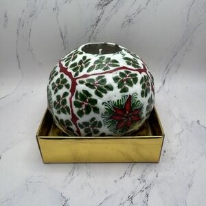New MAGIC GLOW CANDLE Christmas Poinsettias "Venetian Glass Technique" (READ)